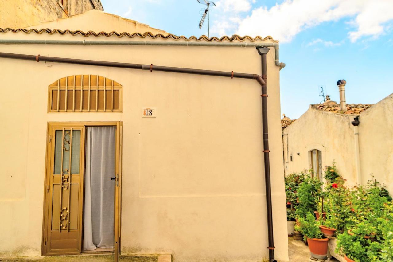 Casa Rione Medievale Villa มอนเต ซานตานเจโล ภายนอก รูปภาพ